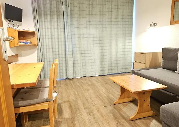 - Inout - 4 Beds Flat C-e18 Apartman